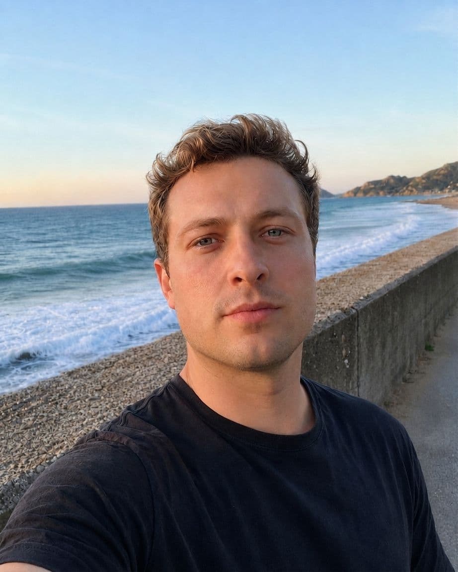 After define jawline in photos: man's sea-path selfie with a decent, defined jawline